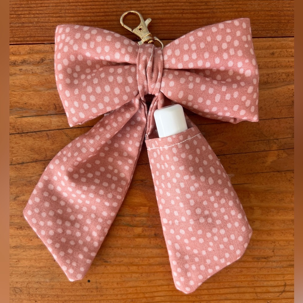 Lipgloss/Lip stick holder key chain